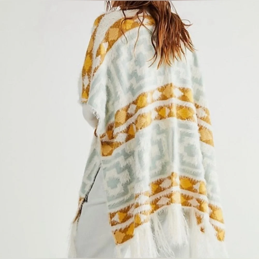 Free People Diamondback Cozy Kimono in Ivory & Cream - OS - Yellowstone vibe! 🦌